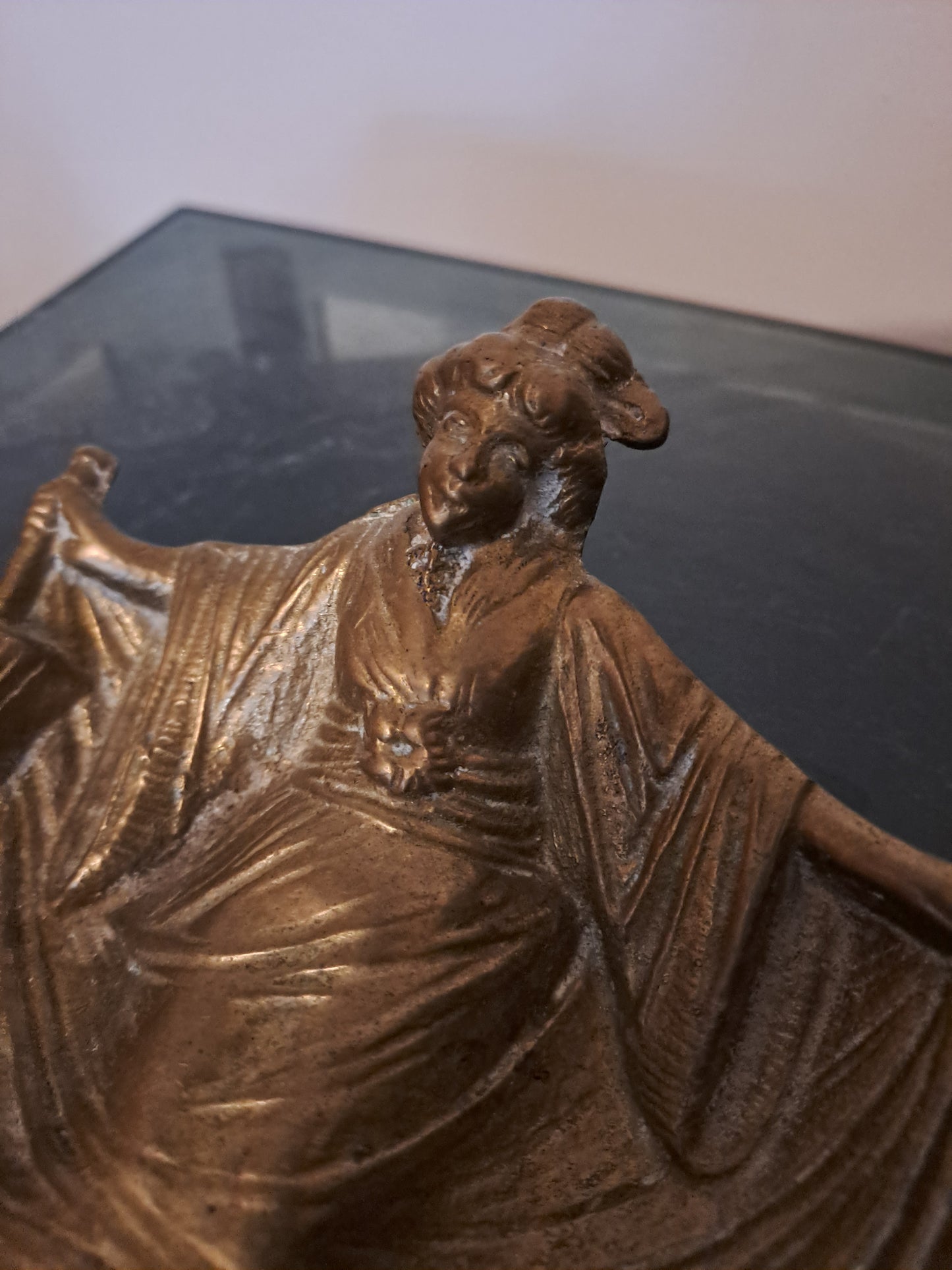 Vide Poche. Art Nouveau.