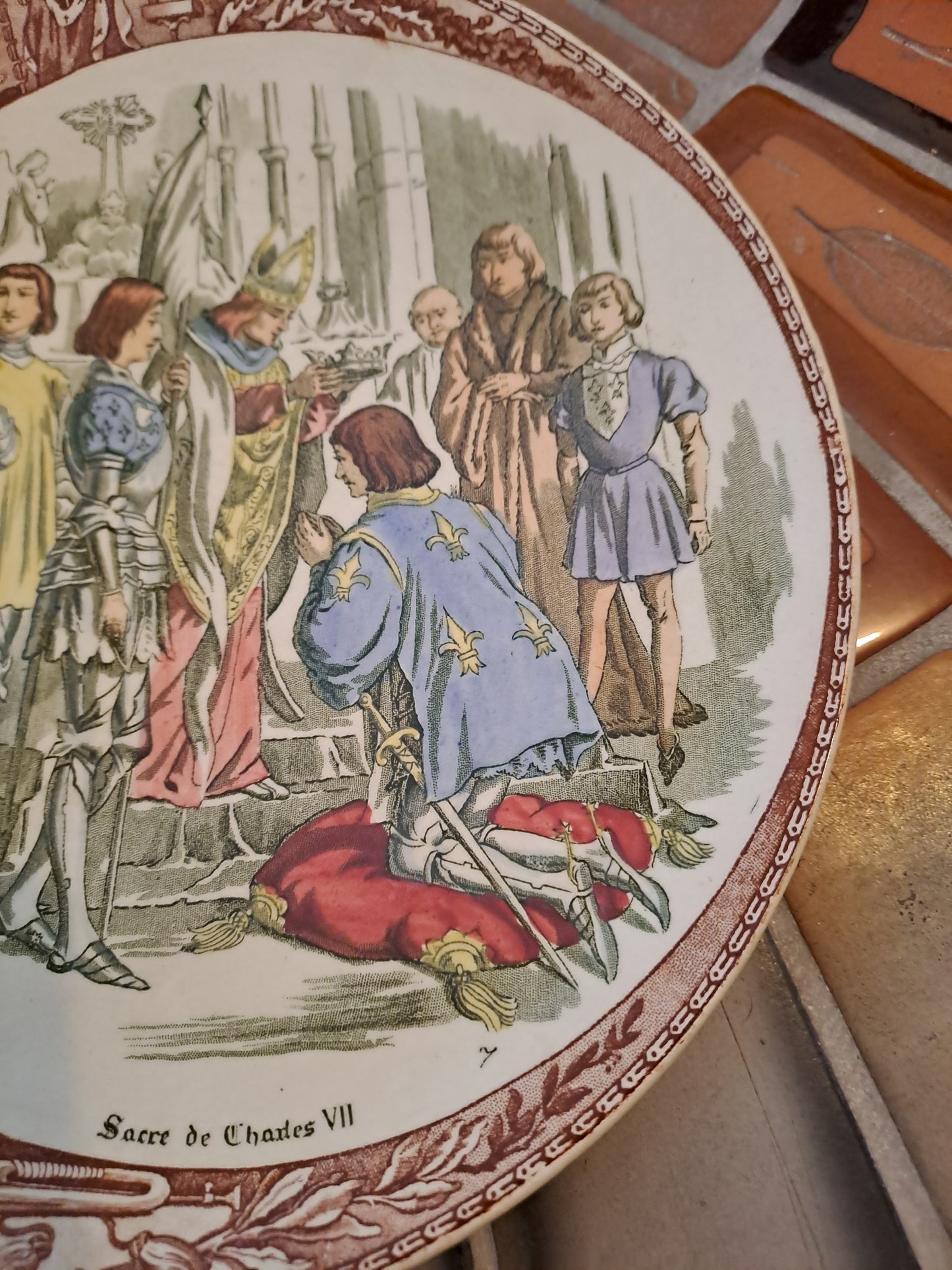 Assiette sarreguemines. Jeanne d'Arc. Sacre De Charles VII.