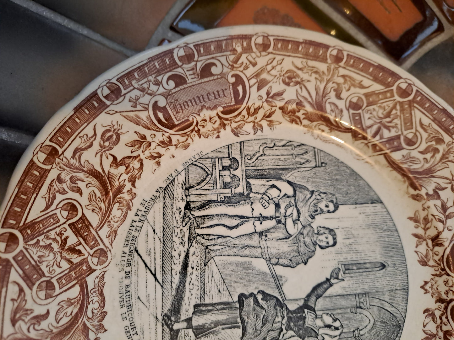 Assiette Sarreguemines Jeanne D'arc Va Trouver Le Seigneur De Baudricourt.