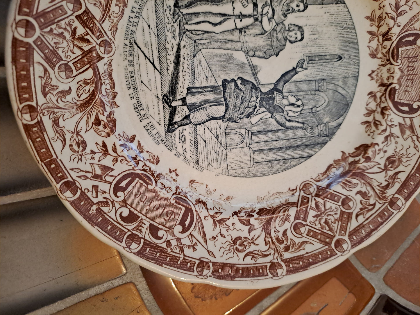 Assiette Sarreguemines Jeanne D'arc Va Trouver Le Seigneur De Baudricourt.