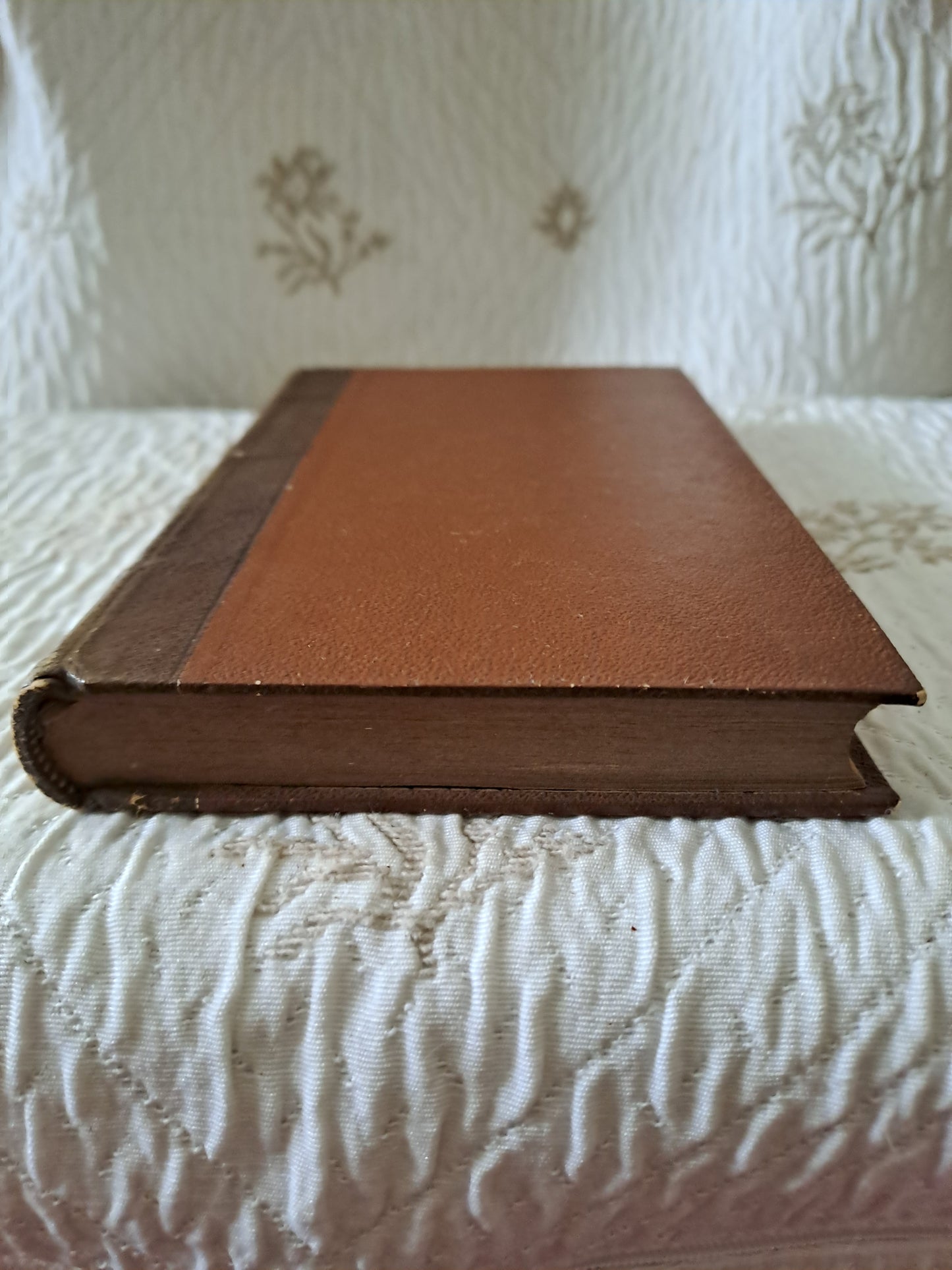 Livre. Lettres spirituelles Tome 2. Par le Révérend Père J. J. Surin. 1843.