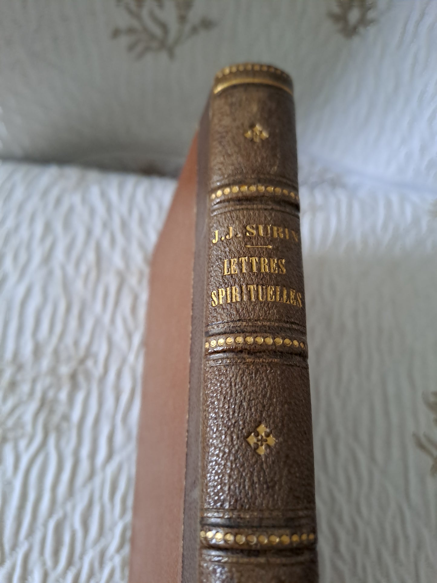 Livre. Lettres spirituelles par le Révérend Père J. J. Surin. 1846.