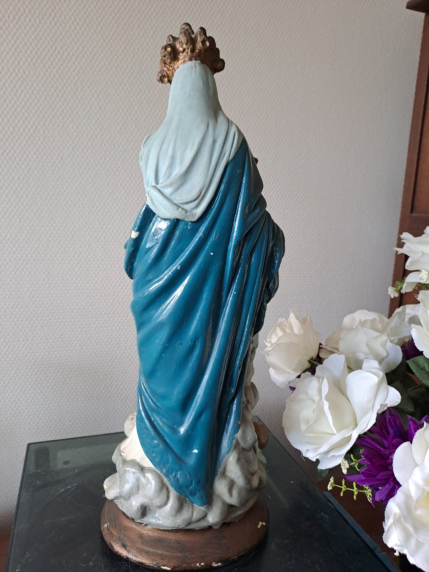 Statue représentant Notre-Dame des Victoires. 46 cm de haut. Vintage. Ancien. N°2.