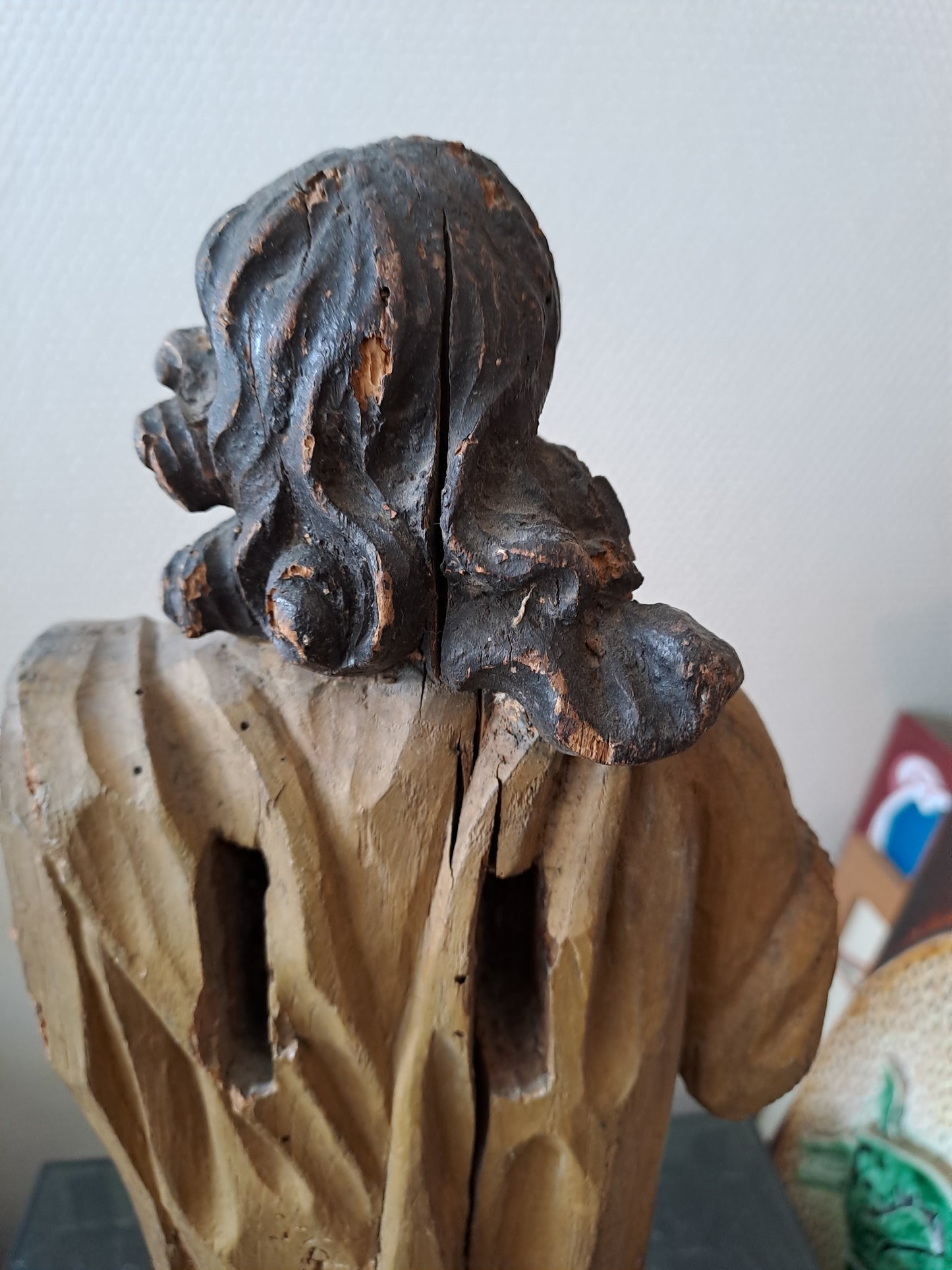 Statue en bois Polychrome. Représentant Saint Jean-Baptiste. 1ere moitié du XVIII eme