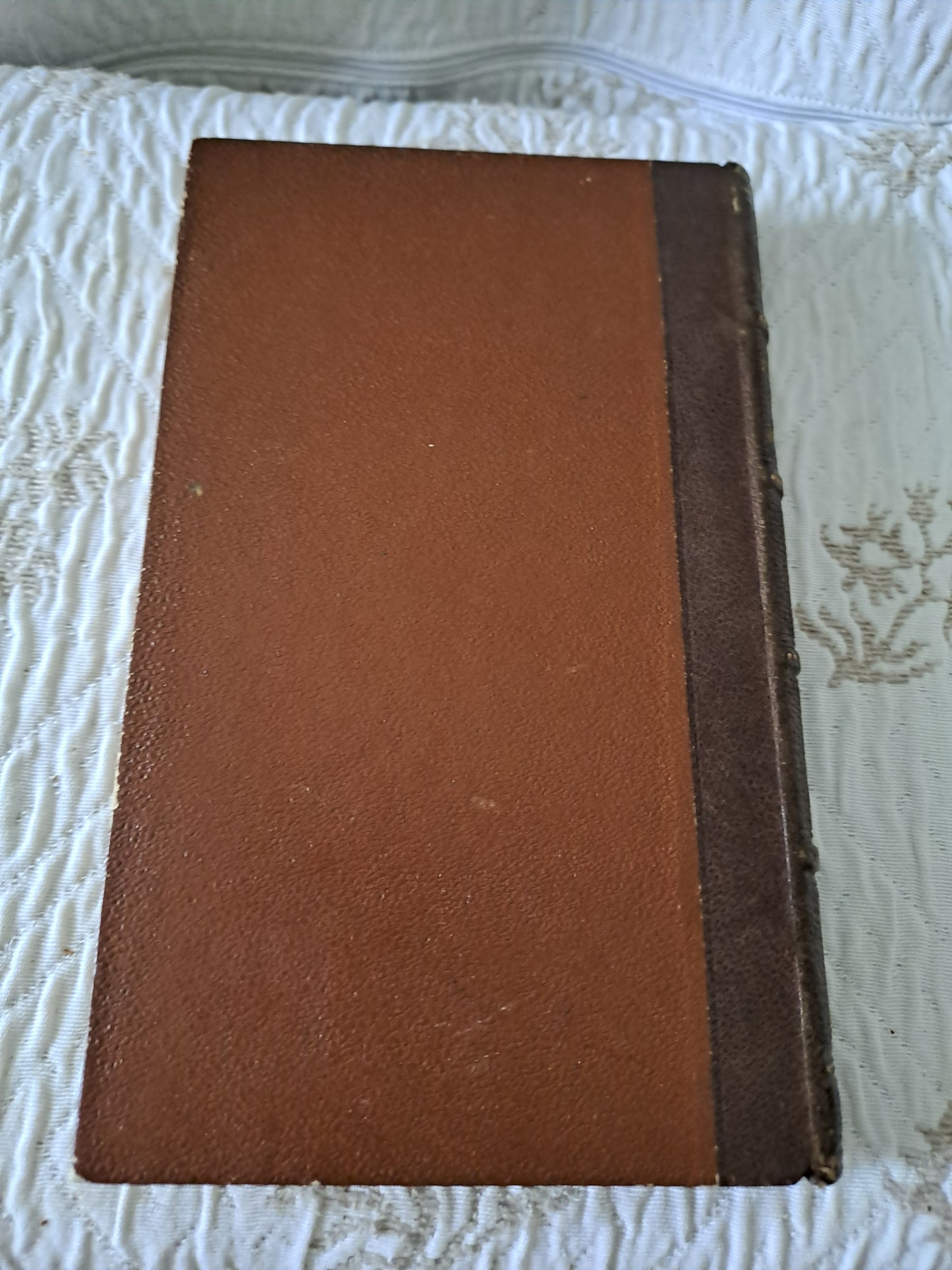 Livre. Lettres spirituelles par le Révérend Père J. J. Surin. 1846.