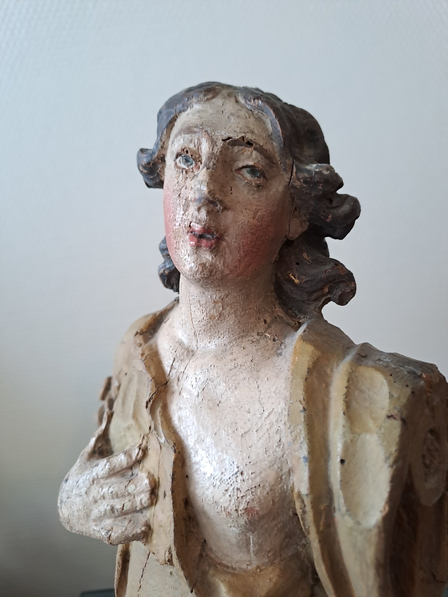 Statue en bois Polychrome. Représentant Saint Jean-Baptiste. 1ere moitié du XVIII eme
