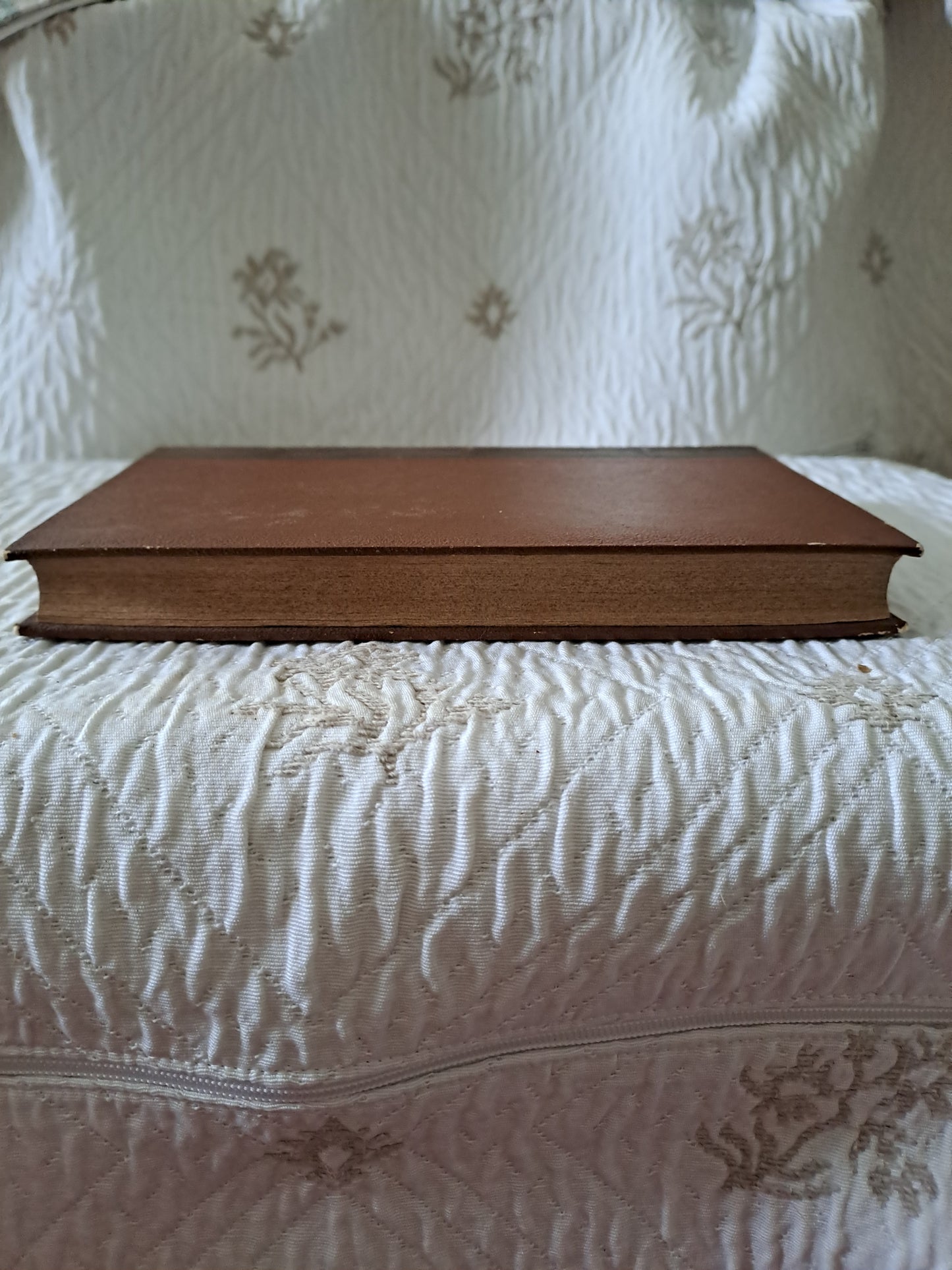 Livre. Lettres spirituelles Tome 2. Par le Révérend Père J. J. Surin. 1843.