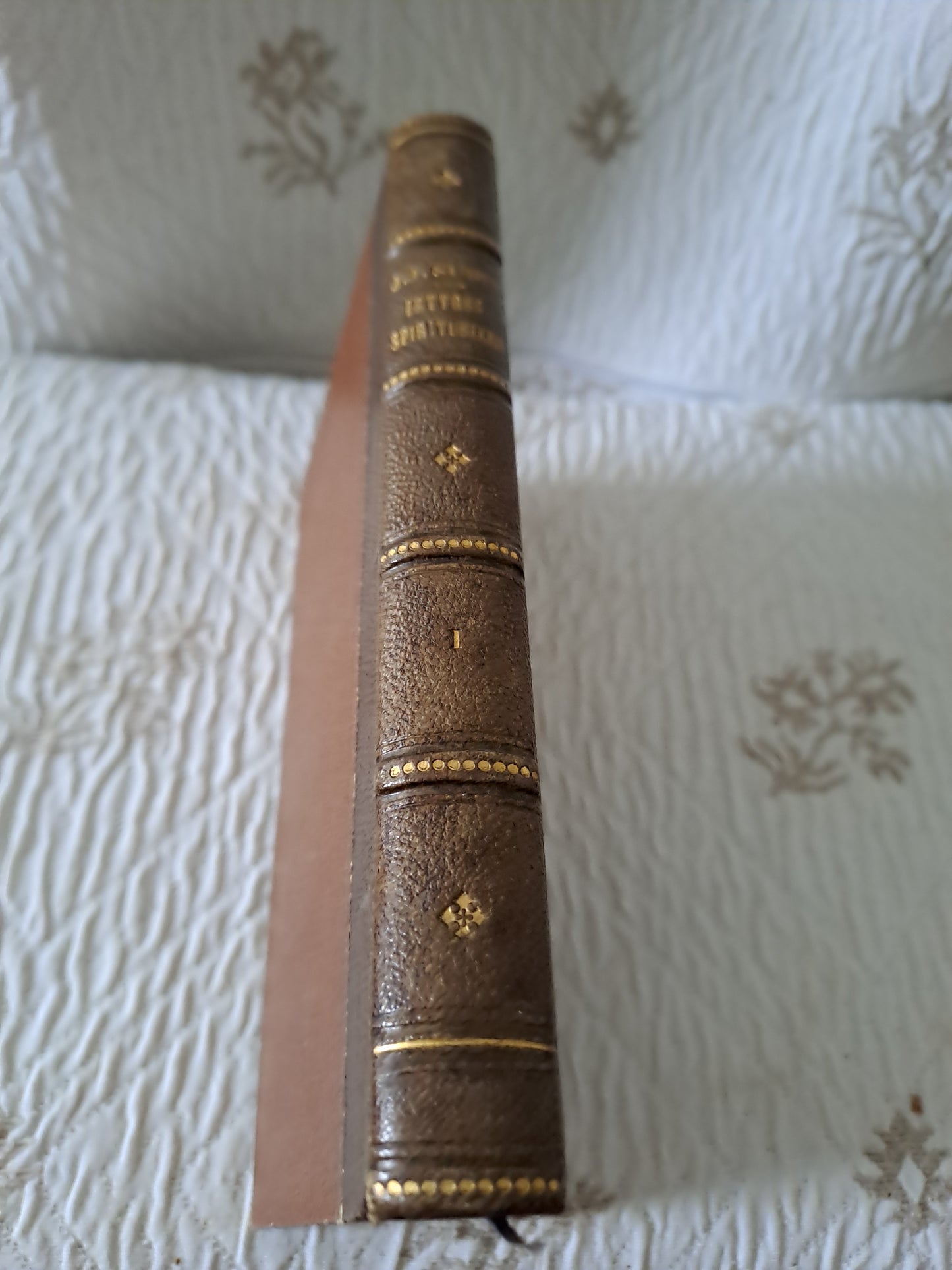 Livre. Lettres spirituelles par le Révérend Père J. J. Surin. 1846.