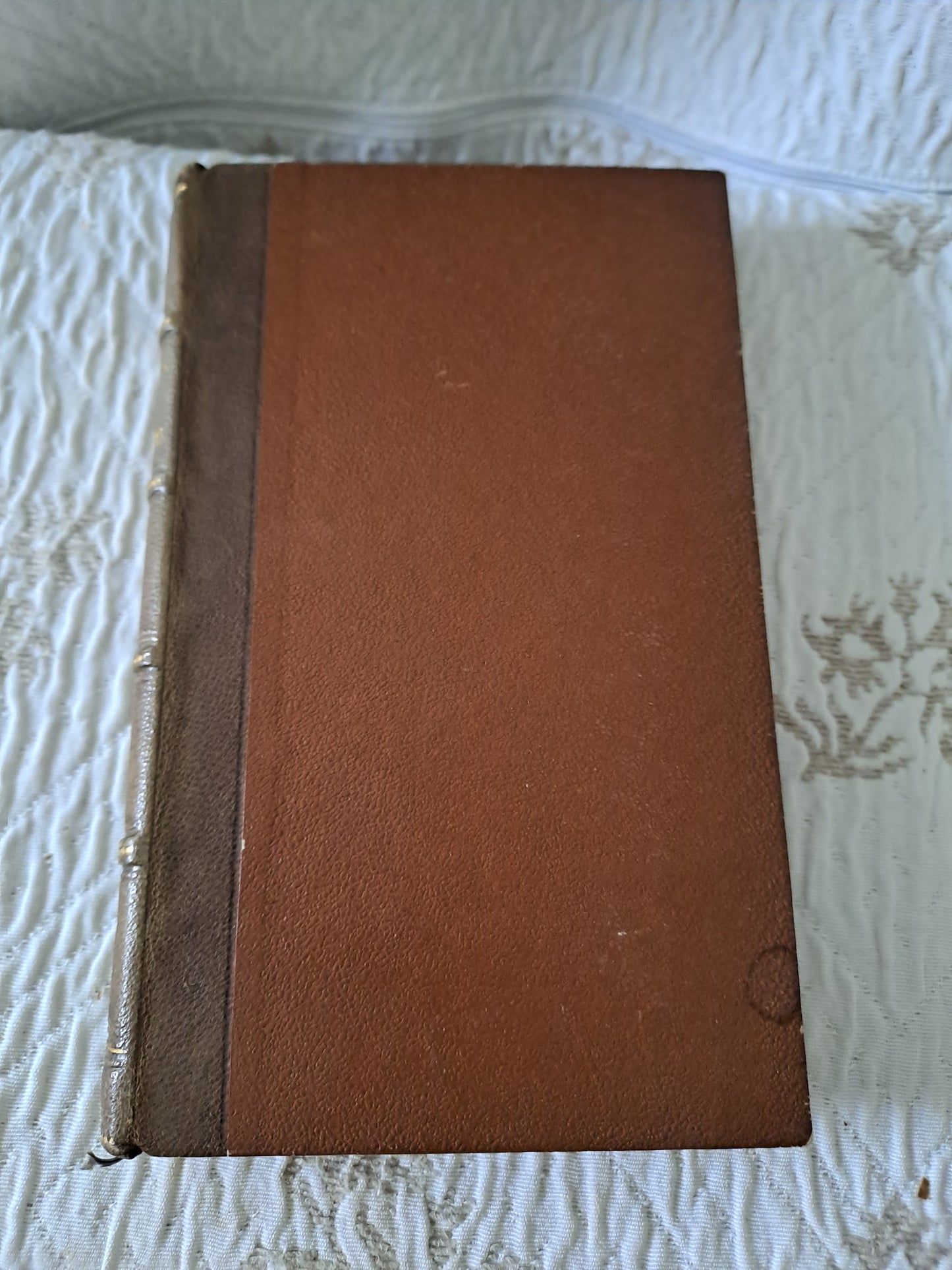 Livre. Lettres spirituelles par le Révérend Père J. J. Surin. 1846.