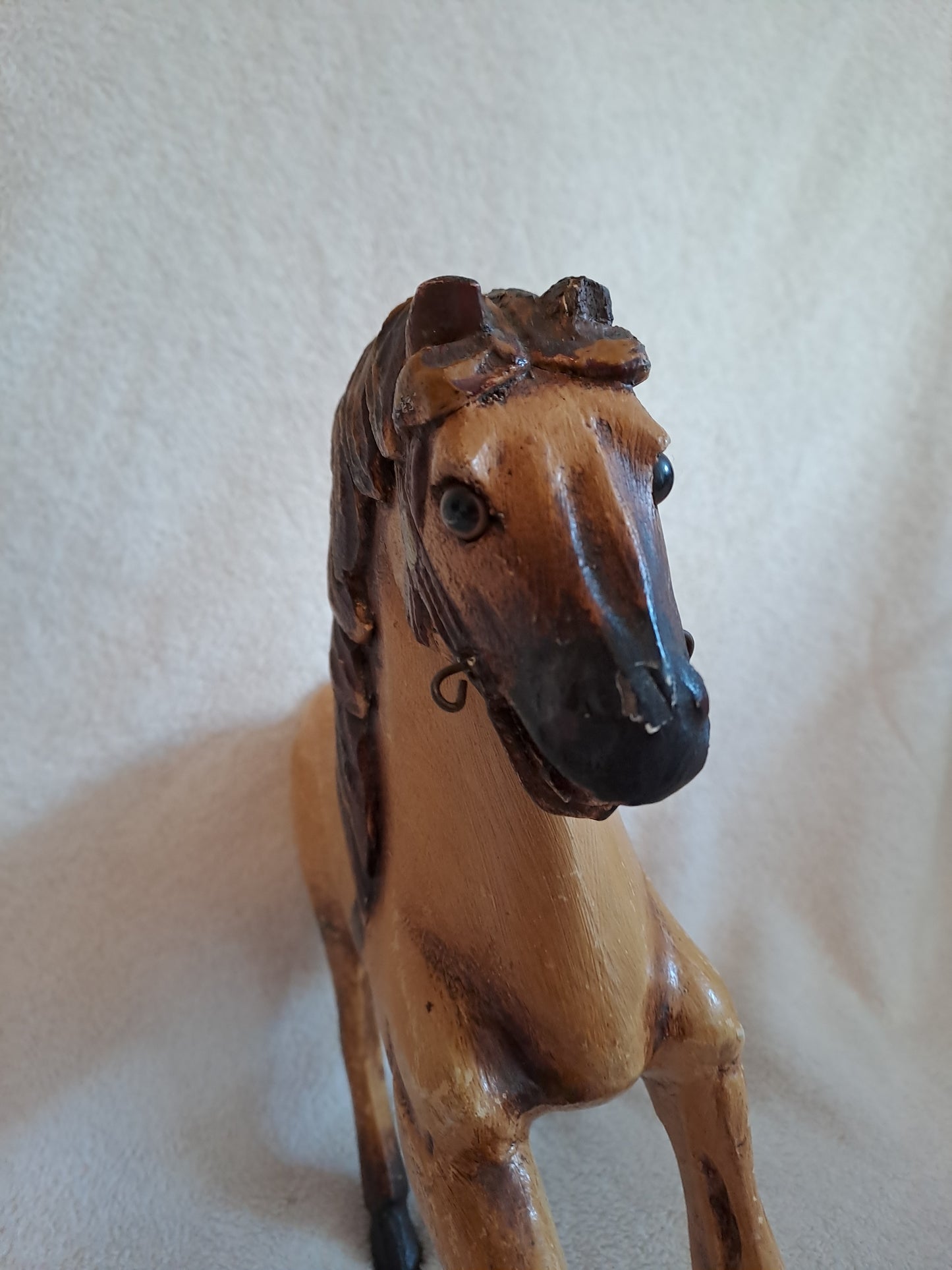 Caleche de course avec son cheval. Jouet vintage de collection.