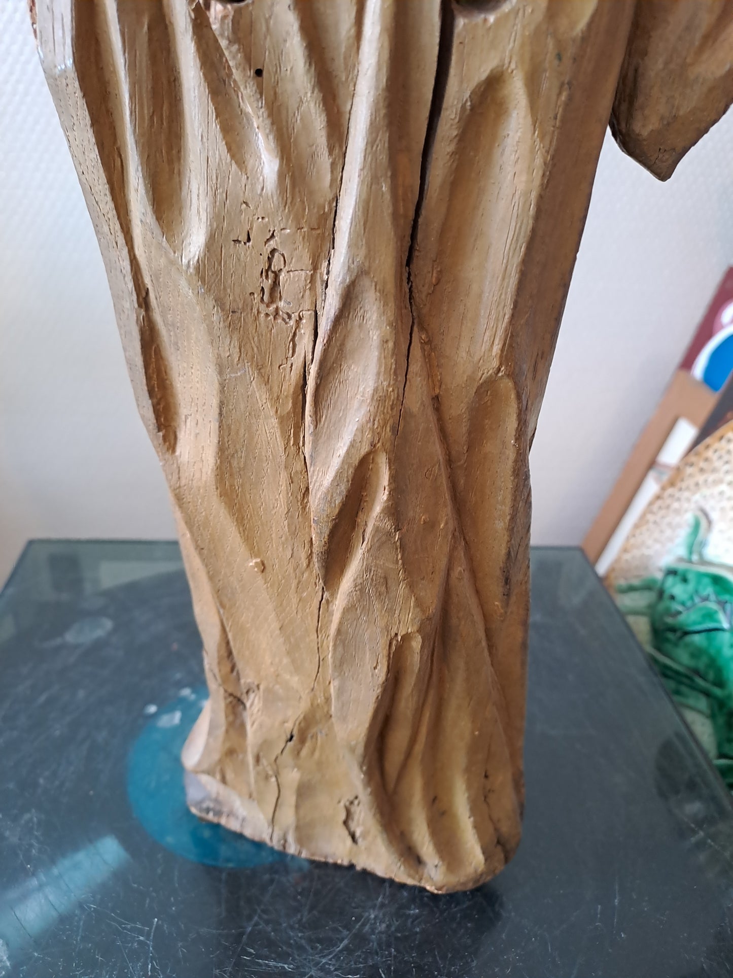 Statue en bois Polychrome. Représentant Saint Jean-Baptiste. 1ere moitié du XVIII eme