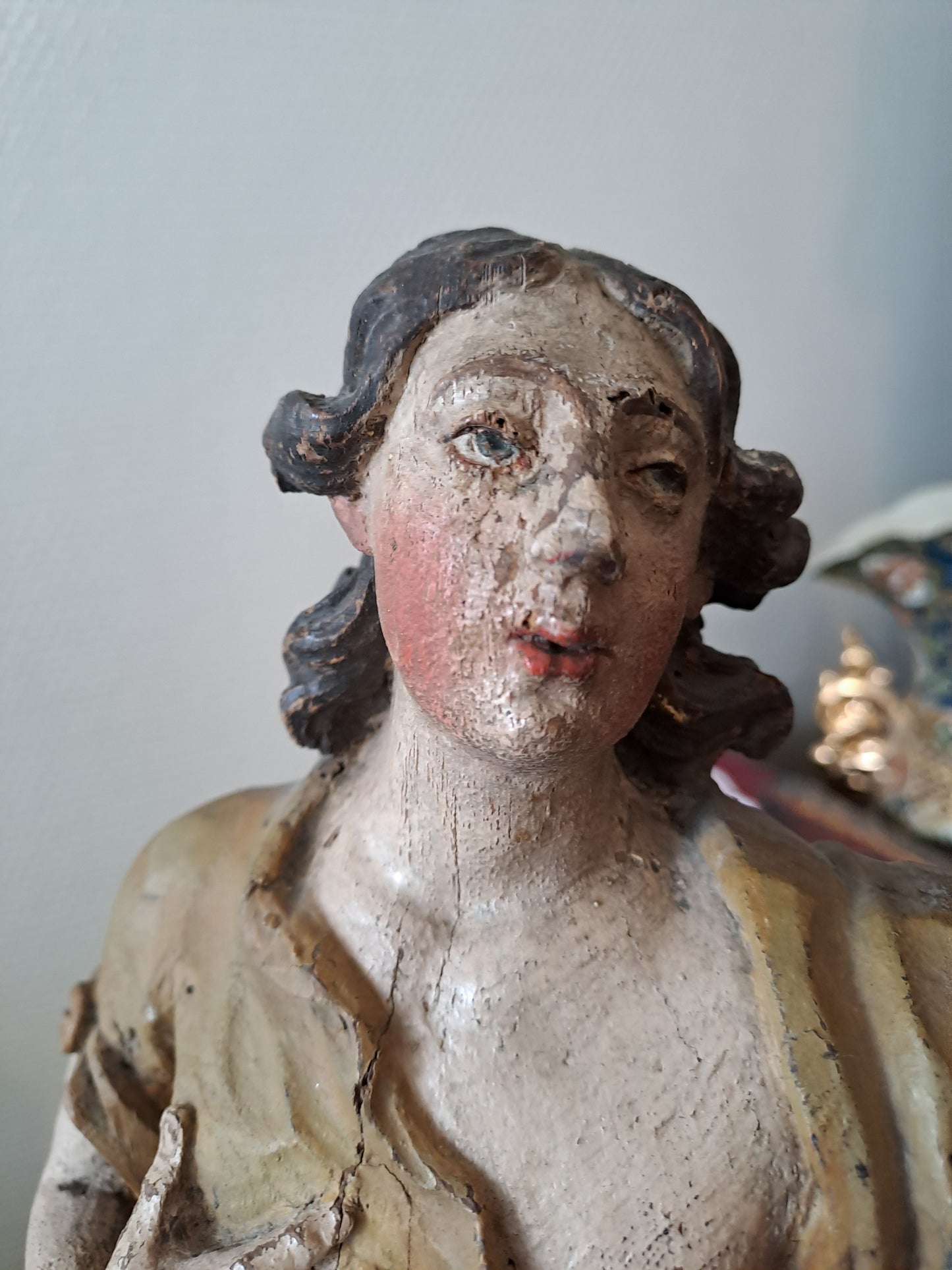 Statue en bois Polychrome. Représentant Saint Jean-Baptiste. 1ere moitié du XVIII eme
