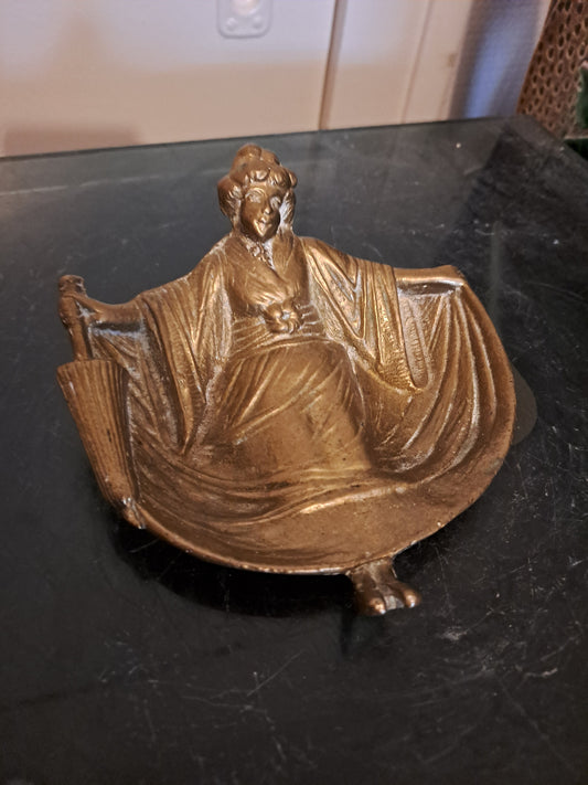 Vide Poche. Art Nouveau.
