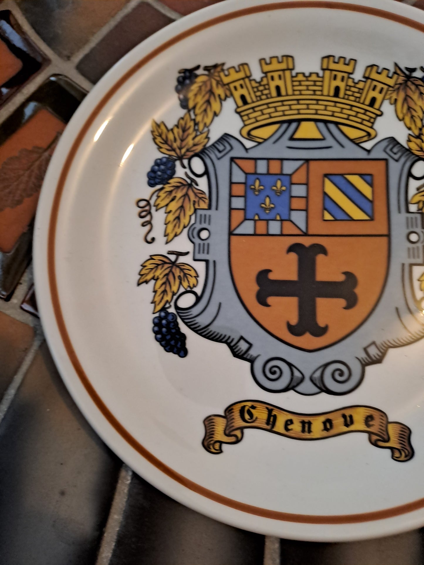 Assiette Blason Chenôve Pillivuyt Decor Grand Feu 20 Cm