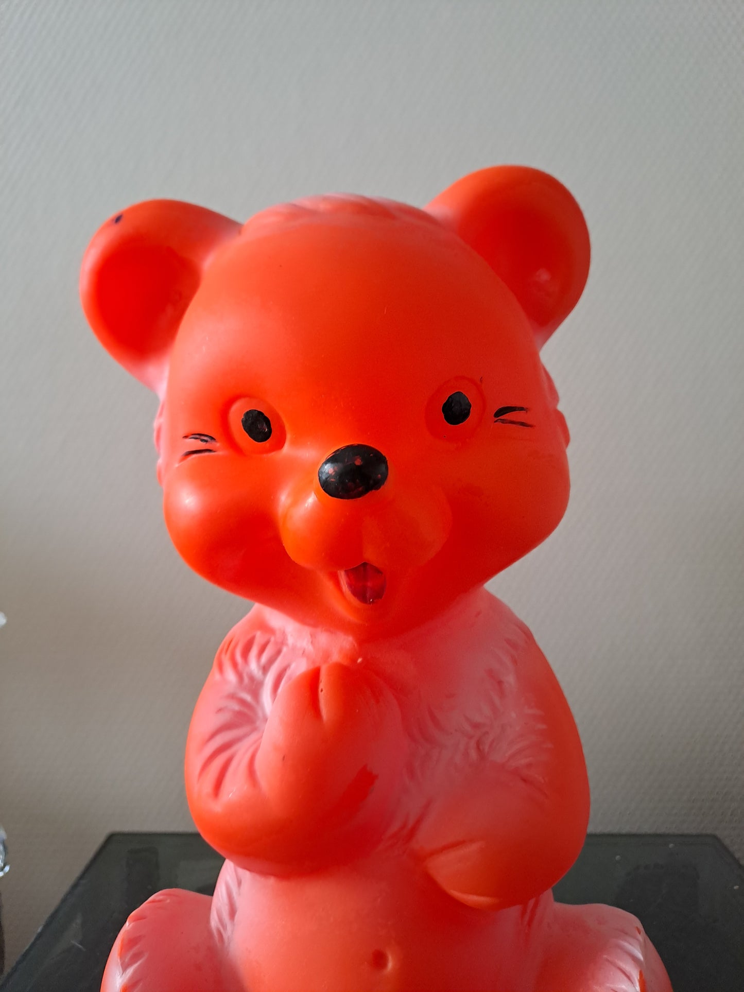 Ours. Teddy bear. Pouet-Pouet.
